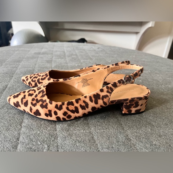 NWOT BANANA REPUBLIC SZ 9 Cheetah Print Slingback Block Heels - Picture 7 of 7